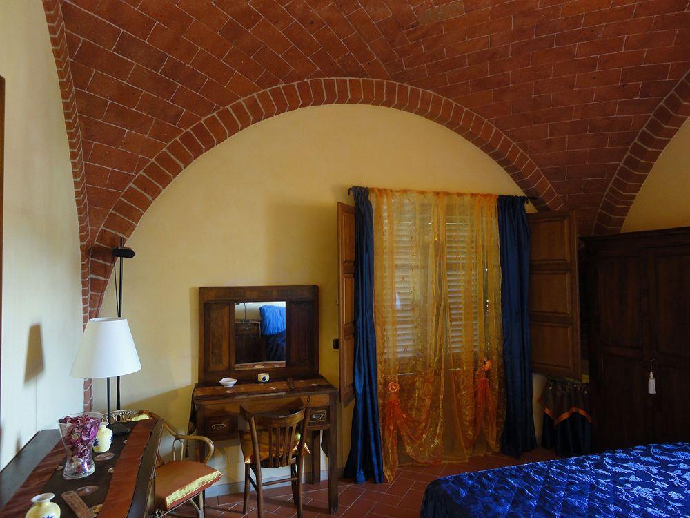 Fonte Del Castagno Sinalunga