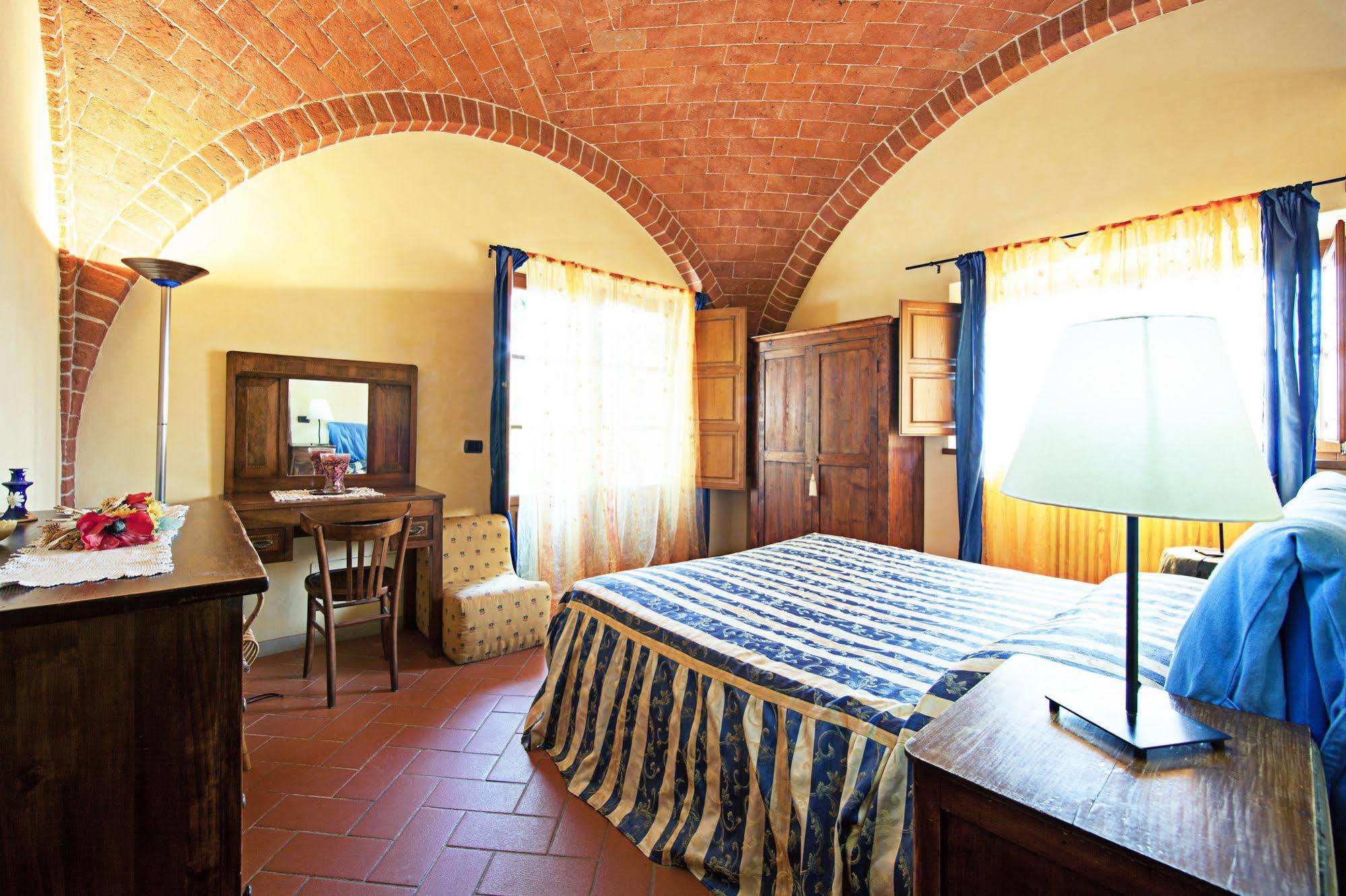 Fonte Del Castagno