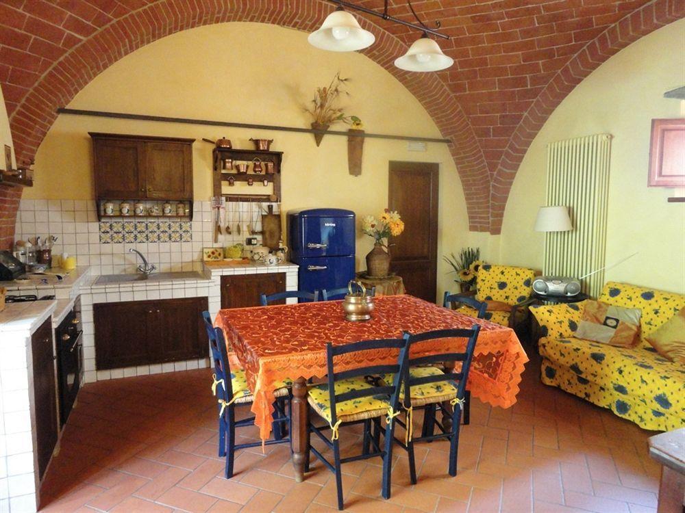 Fonte Del Castagno Aparthotel