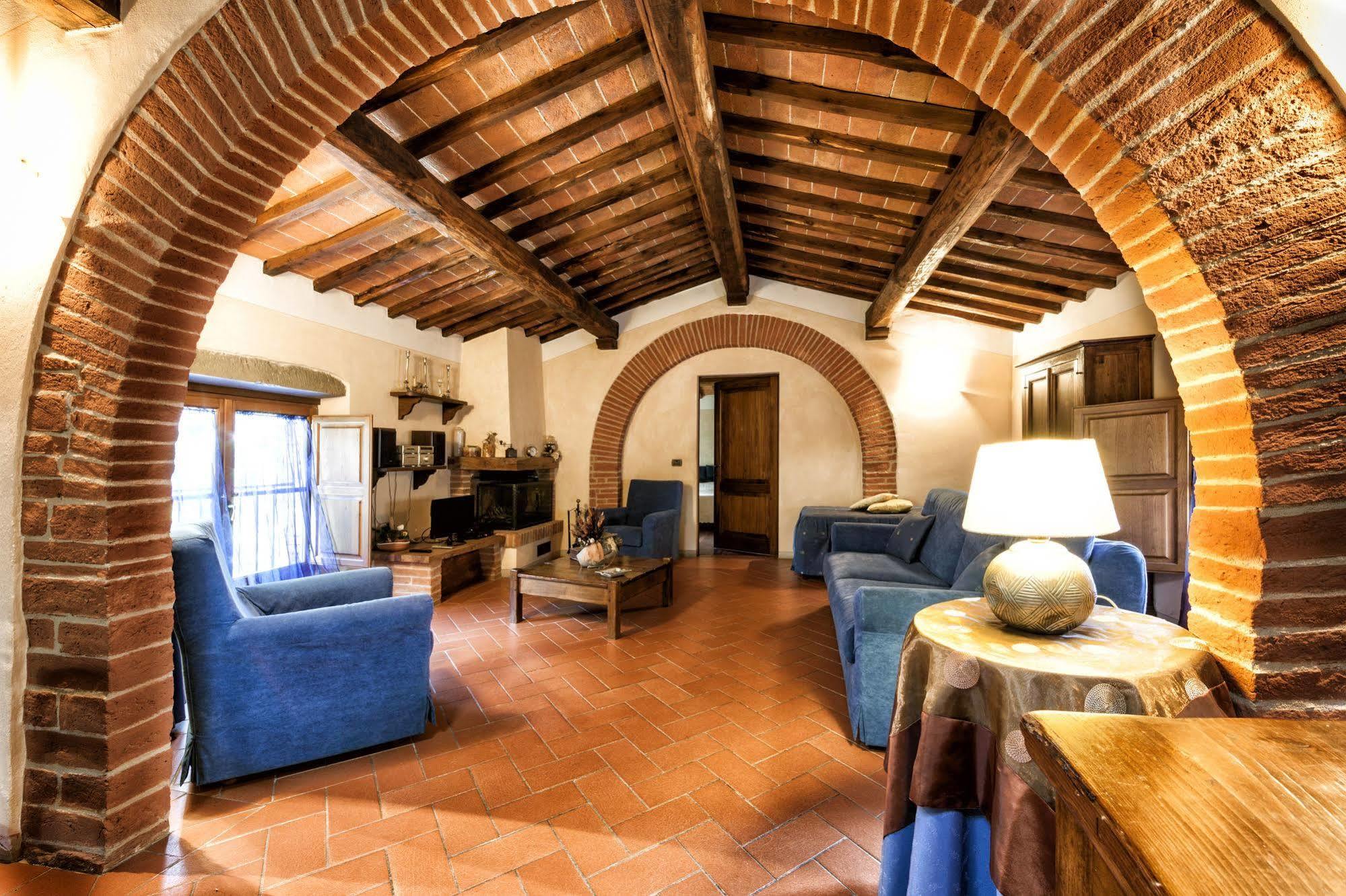 Fonte Del Castagno Aparthotel