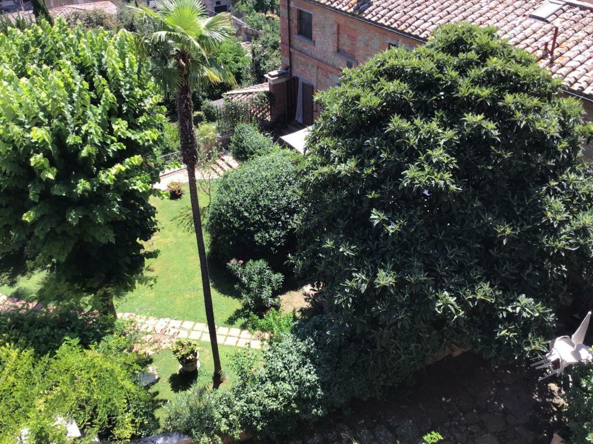 Fonte Del Castagno *