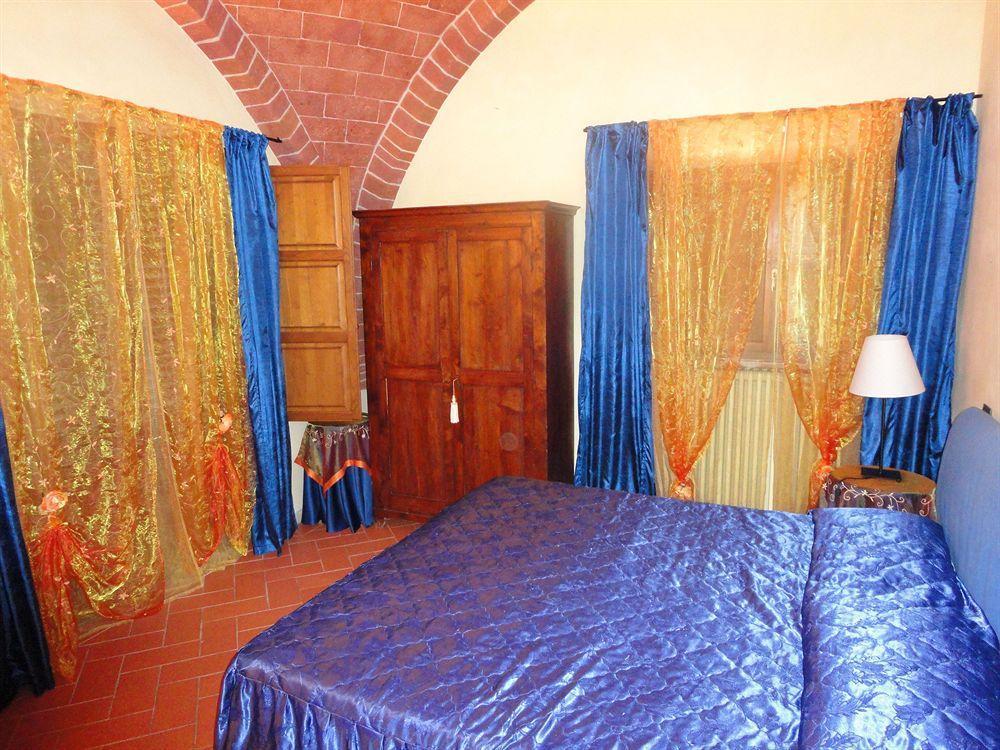 Fonte Del Castagno *