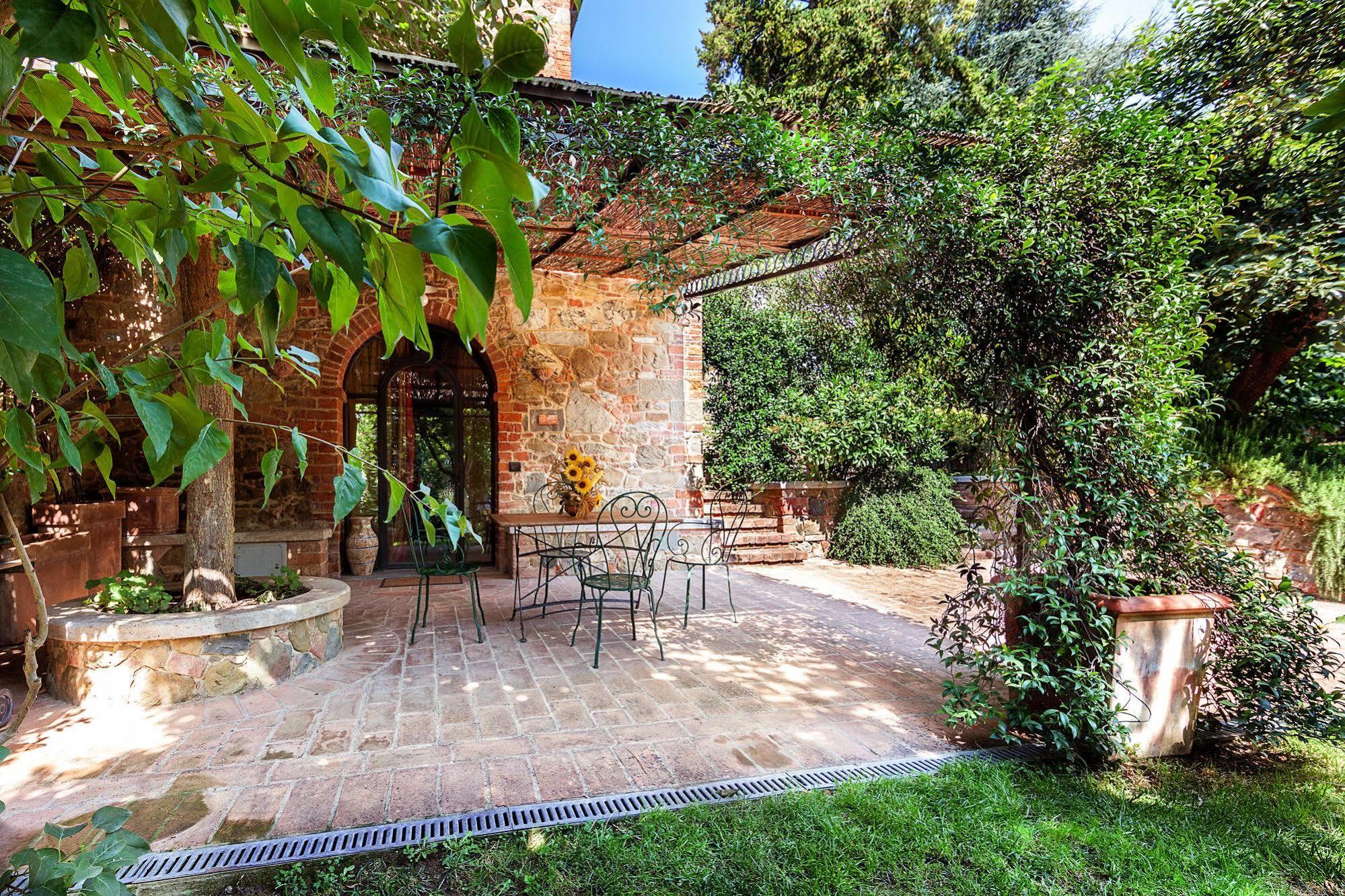 Aparthotel Fonte Del Castagno *