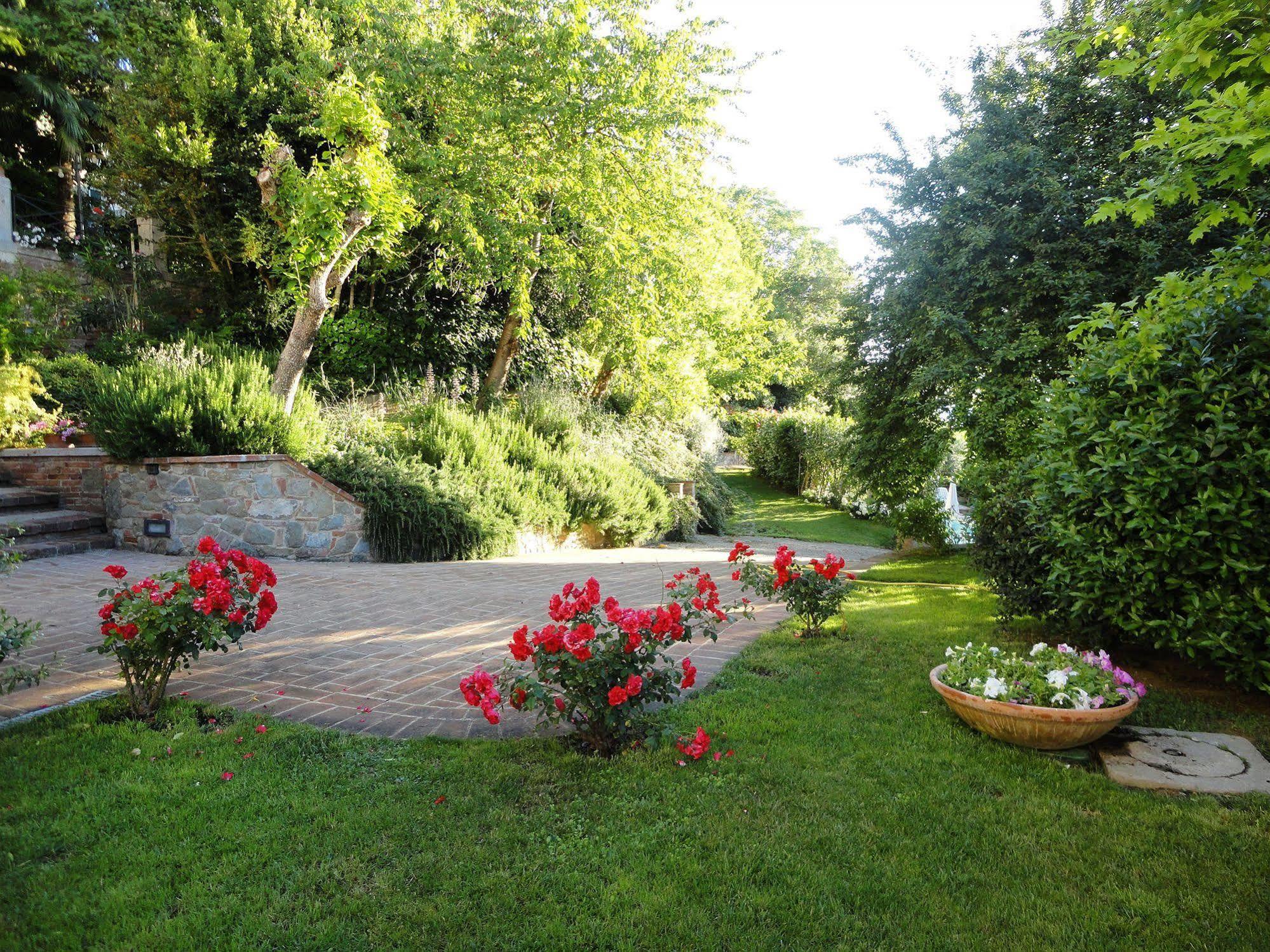 Fonte Del Castagno Aparthotel